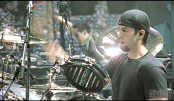 Rob Bourdon3.jpg